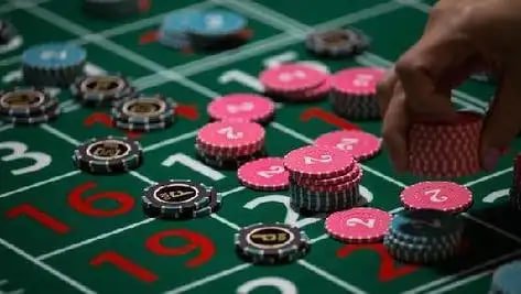Pengguna playstar77 mengajukan keluhan melalui aplikasi mobile dengan nyaman